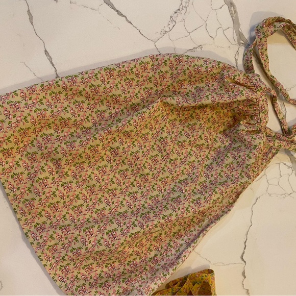 Laura Ingalls Wilder Dress with Apron and Bonnet (Prairie Dress) - Picture 6 of 10